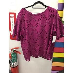Beautiful. Y Lawrence zarian eyelet scalloped blouse 1X new from HSN